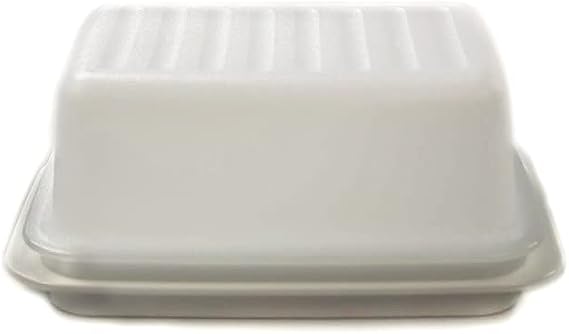 Tupperware Tereyağı kabı Butterschatz beyaz C21 Butterschatz buzdolabı