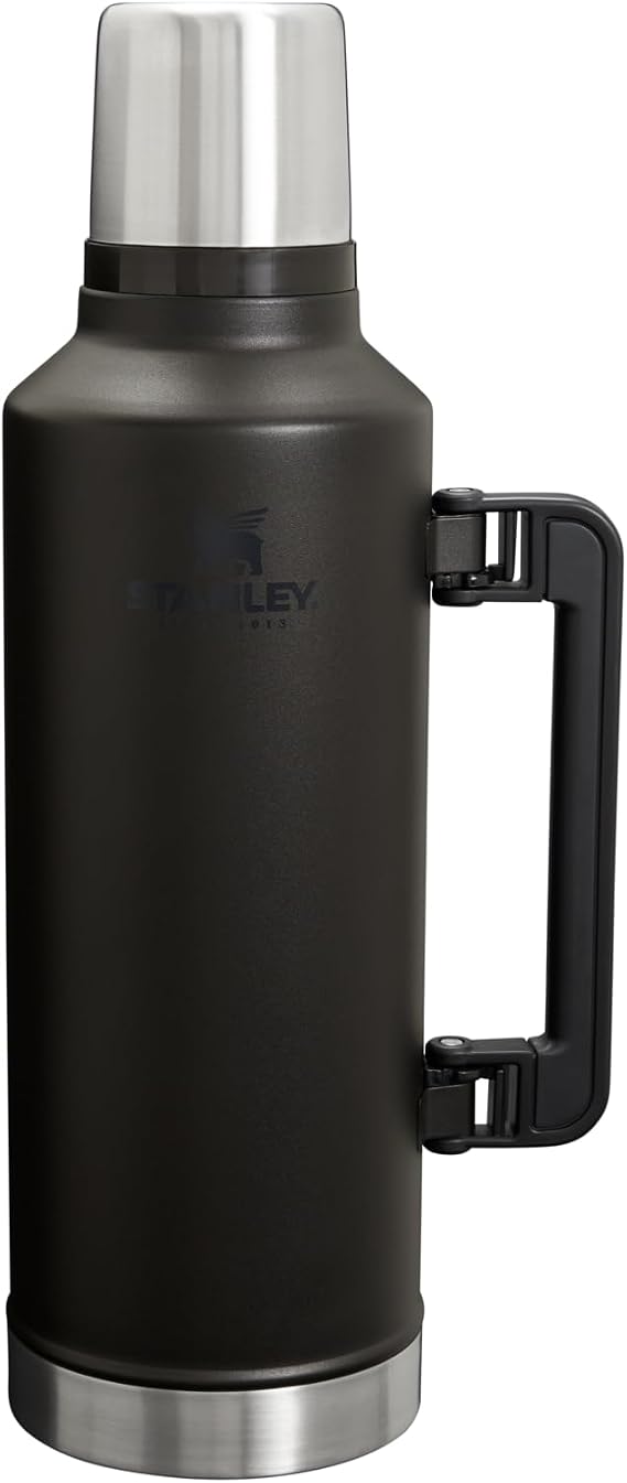 Stanley Classic Legendary Vacuum Bottle