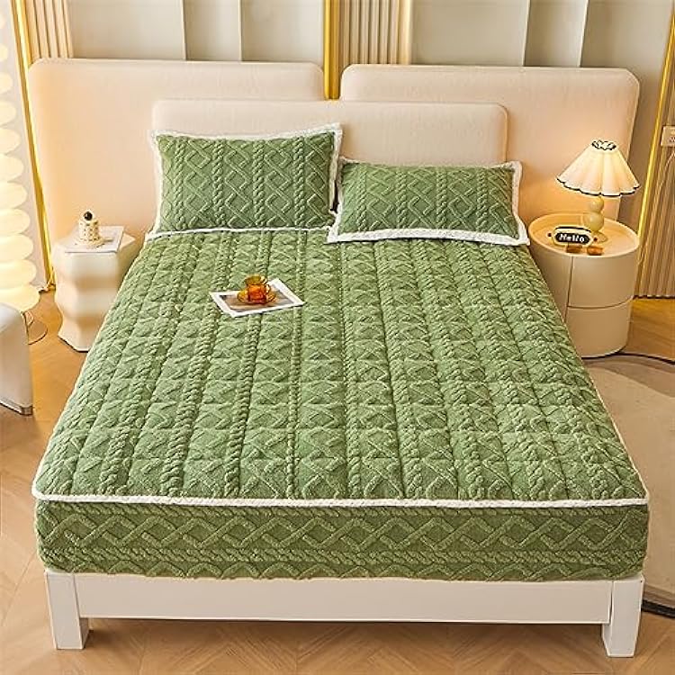 ZIQINPSQ Velvet Fitted Sheet Warm&Cozy Comfy Mattress Protectors- Deep Pocket Coral Velvet BedCover- Suitable for All Season. Green, Queen
