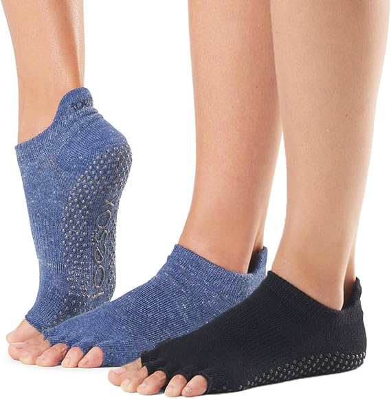 toesox Low Rise Half Toe Grip Socks - Non-Slip Pilates Socks for Women and Men, Wear for Yoga, Barre, Lagree, Dance