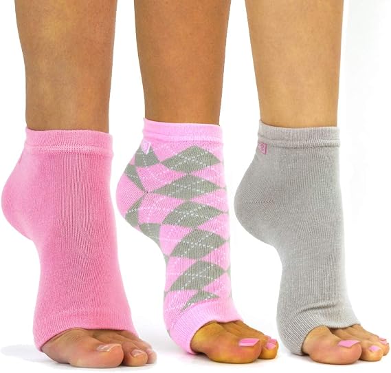 Freetoes Toeless Socks- 3 Pairs.1-Pink, 1-Pink Argyle, 1 Gray