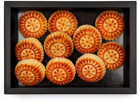 Large Maamoul with Dates (575g) - Authentic Middle Eastern Cookies | Soft, Flaky Pastry Filled with Sweet Dates | Perfect for Gifting, Celebrations, and Everyday Treats | Indulge in Tradition!