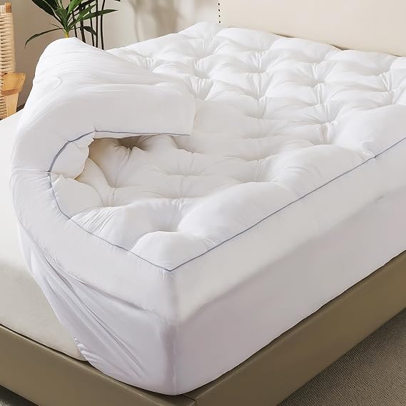 WhatsBedding 5 Inch Memory Foam Mattress Topper (Queen, 60x80),Deep Pocket | 2000GSM Fluffy Shredded Memory Foam Filled, Extra Soft Pillow Top for Back Pain Relief, Thick & Supportive Bed Topper