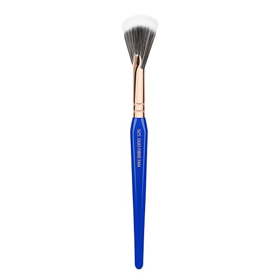 Bdellium Tools Professional Makeup Brush - Golden Triangle 925 Duo Fibre Fan - With All Vegan and Soft Synthetic Fibers, For Lightweight Application/Highlighting (Blue, 1pc)