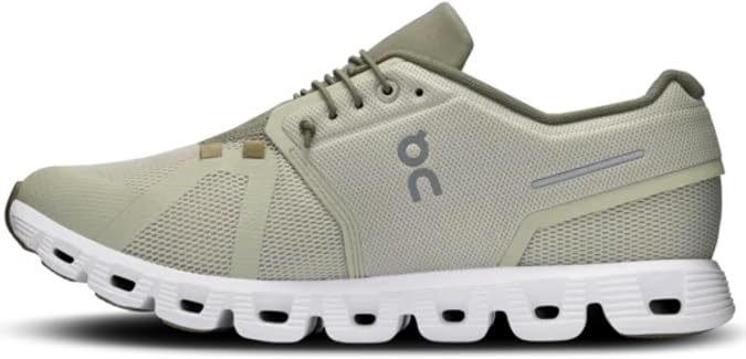 ON Women's Cloud 5 Sneaker