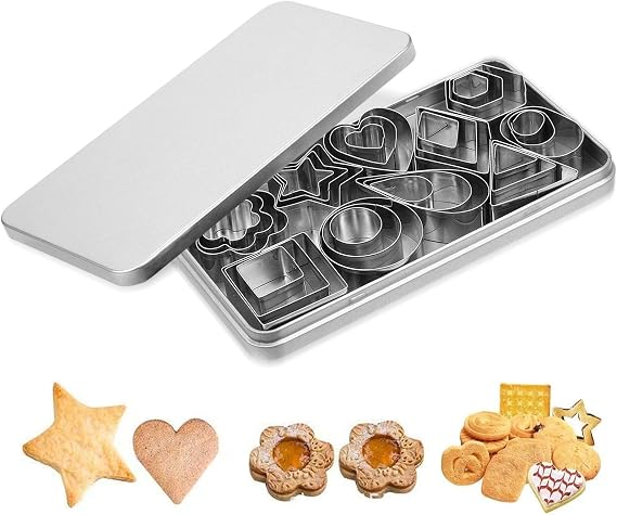 Mini Cookie Cutter Set, 30 Small Biscuit Cutters 10 Styles in 3 Sizes, Cookie Cutters, Stainless Steel Pastry Baking Mould for Cutting Polymer Clay Pastry Dough Pie Crust and Fruits