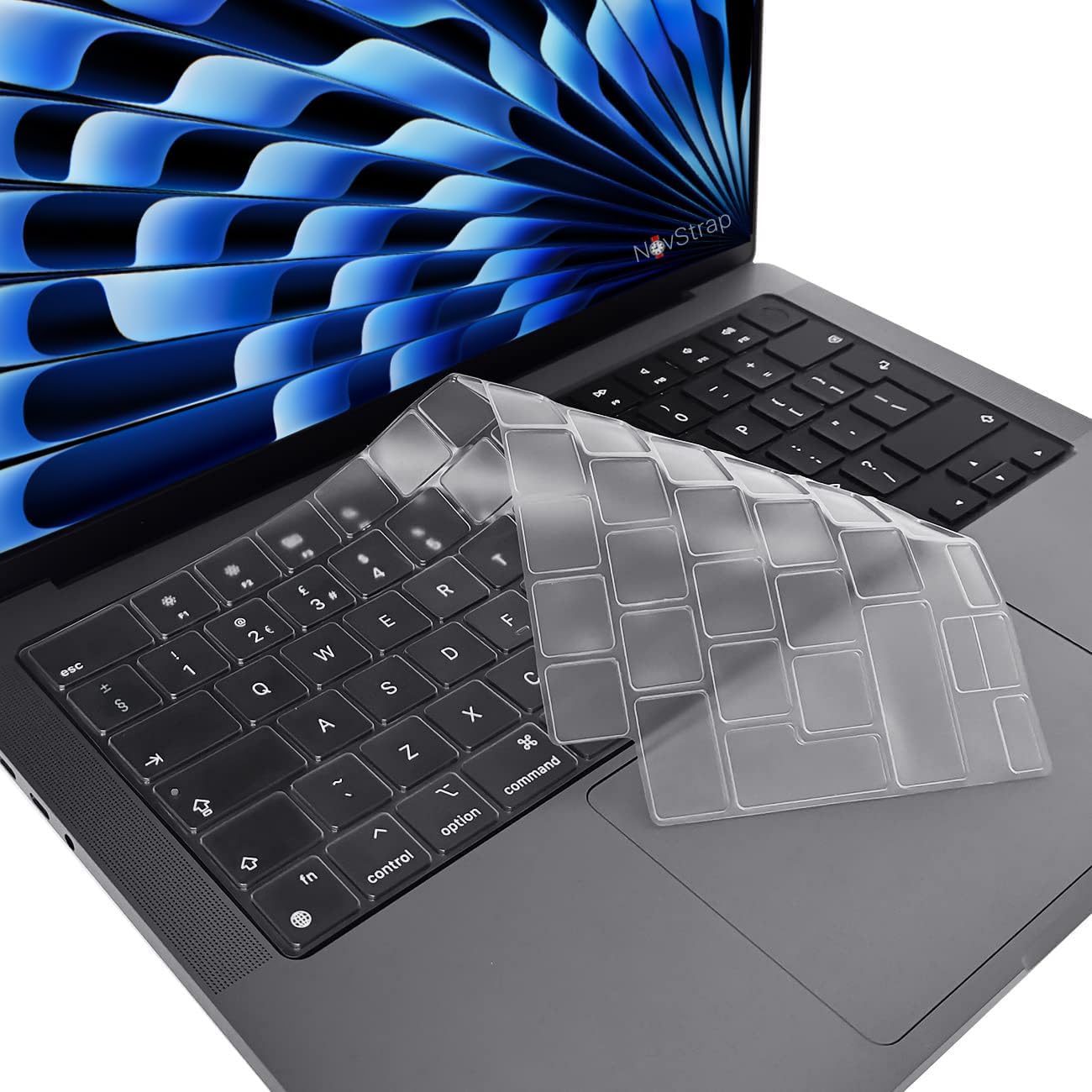 NovStrap Apple MacBook Air 15 inç M2 M3 M4 M5 (A2941 A3114 A3241 A3448) ile Uyumlu Türkçe Q Şeffaf Silikon Klavye Koruyucu Kılıf İnce ve Esnek