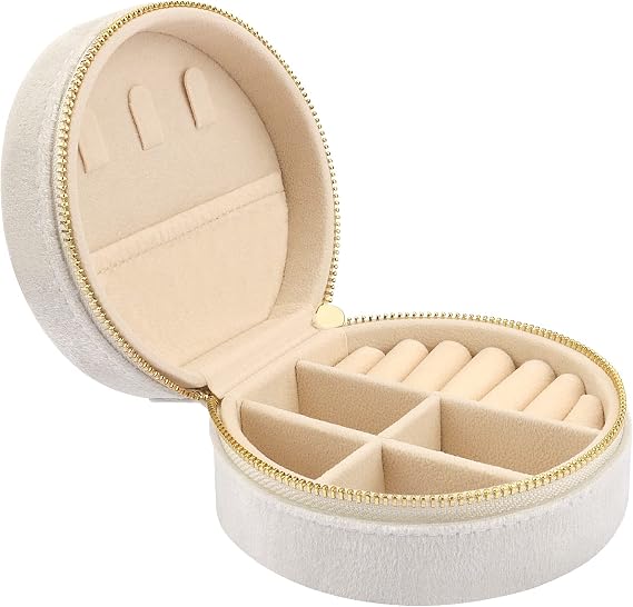 Mini Velvet Travel Jewelry Case, Travel Jewellery Box Organiser, Small Jewelry Organiser Storage for Rings Earrings Necklace Bracelets, White