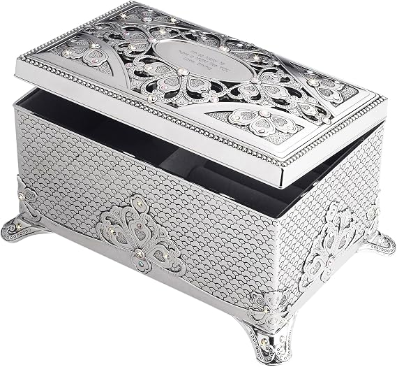 THINGS REMEMBERED Engraved Anastasia Clover Musical Keepsake Box