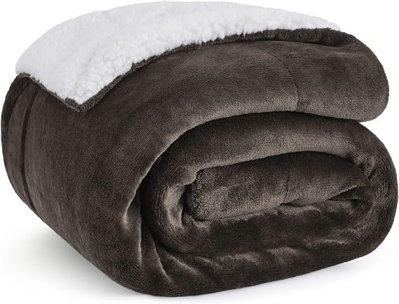 Bedsure Sherpa Fleece Throw Blanket - Throws For Sofas, Brown, 130x150cm