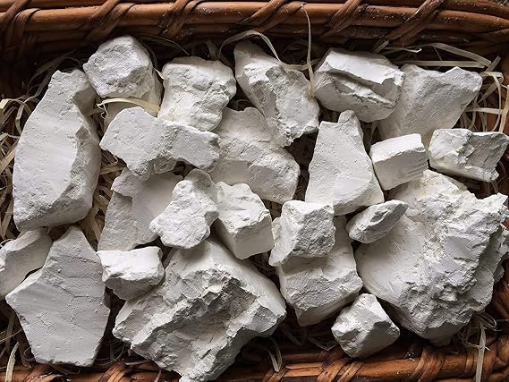 Kaolin Natural Clay Chunks – Premium White Mineral Clay Pieces, Smooth Texture, 4 oz (110 g)