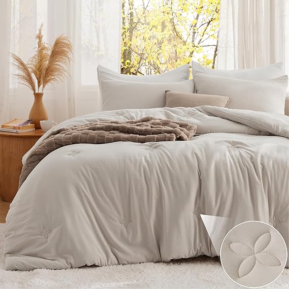 Bedsure Twin Comforter Set Beige, Soft Prewashed Down Alternative, 2Pcs