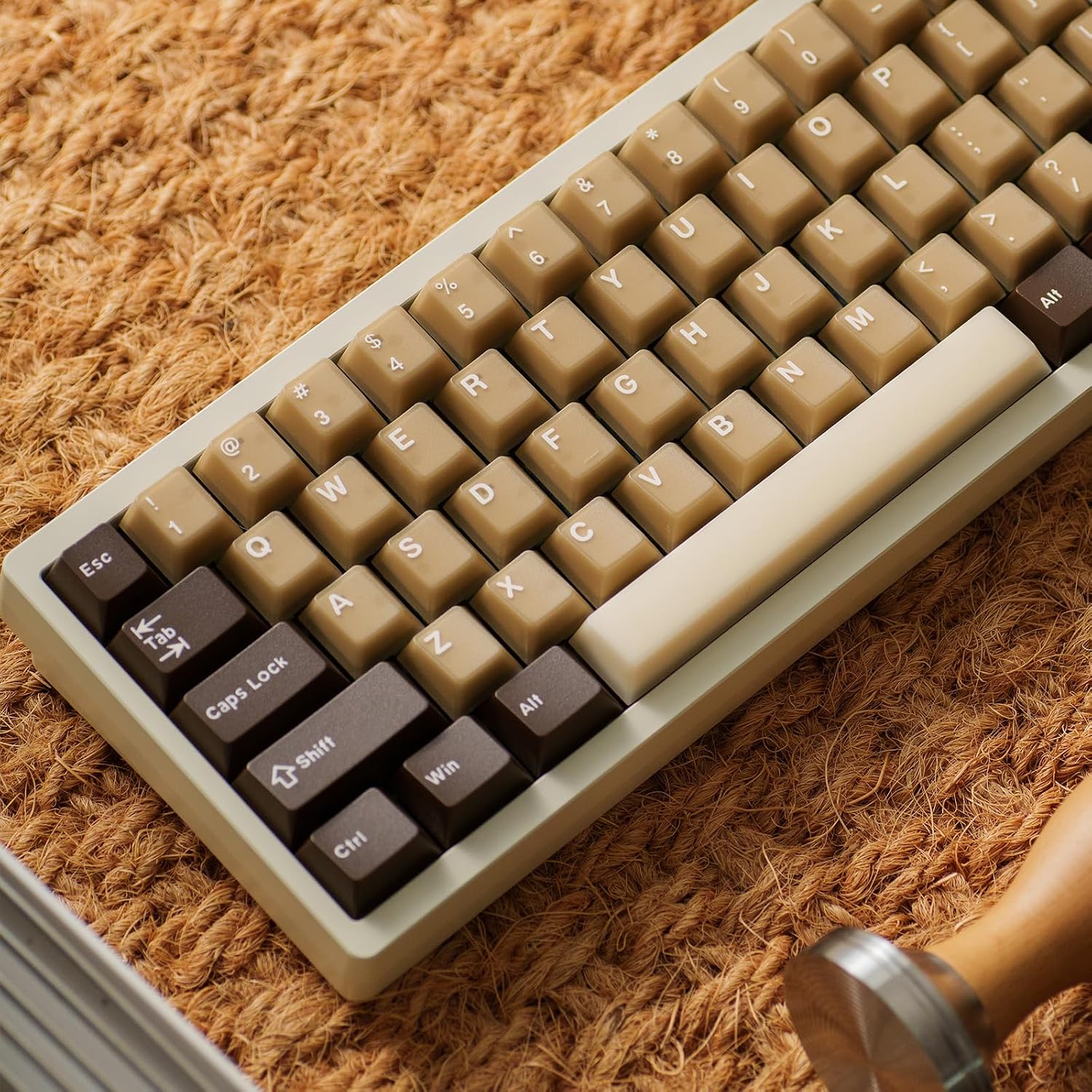 PBT Translucent Keycaps, Minimalist Brown Keycaps, 164 Key Custom Cherry Profile Keycap Set, Dye Sublimation Cute Coffee Key Cap for 60% 65% 75% 100% MX Switches Mechanical KeyboardCoconut Latte